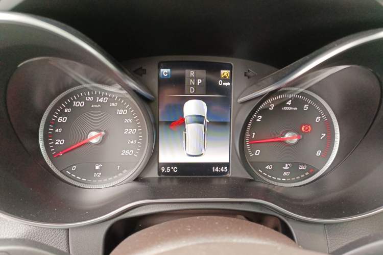 Used Mercedes-Benz GLC 2018 GLC 300 4MATIC Sport Edition Instrument Cluster