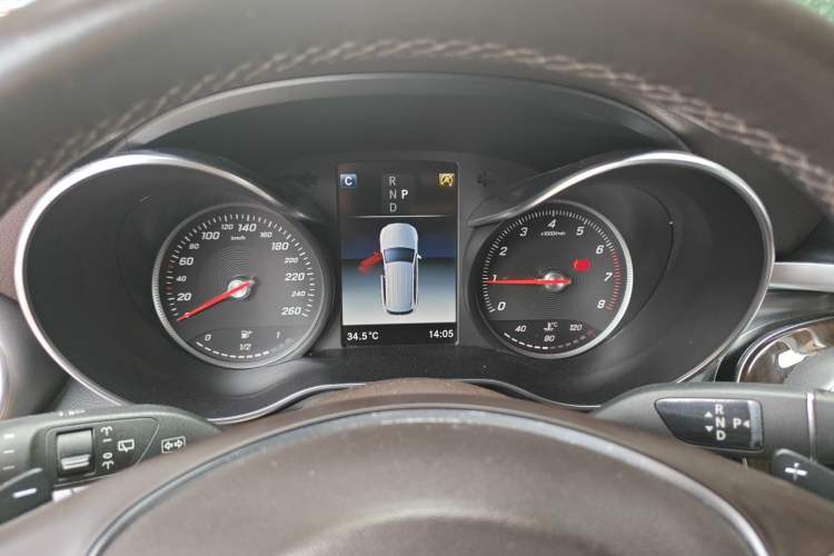 Used Mercedes-Benz GLC 2018 Facelifted GLC 260 4MATIC Dynamic Edition Instrument Cluster