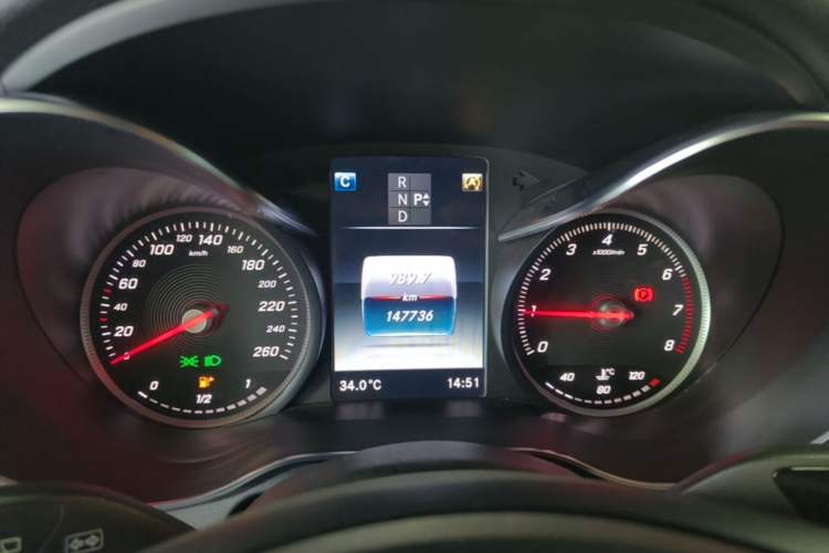 Used Mercedes-Benz GLC 2018 Facelifted GLC 260 4MATIC Dynamic Edition Instrument Cluster
