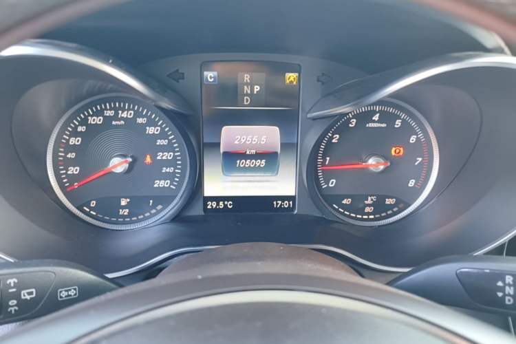 Used Mercedes-Benz GLC 2018 Facelift GLC 260 4MATIC Luxury Edition Instrument Cluster