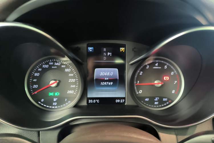 Used Mercedes-Benz GLC 2018 GLC 260 4MATIC Dynamic Edition Instrument Cluster