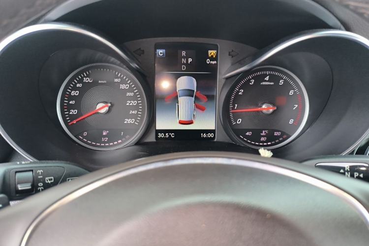 Used Mercedes-Benz GLC 2018 Facelift GLC 260 4MATIC Luxury Edition Instrument Cluster