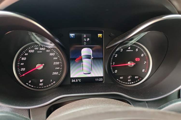 Used Mercedes-Benz GLC 2018 GLC 260 4MATIC Dynamic Edition Instrument Cluster