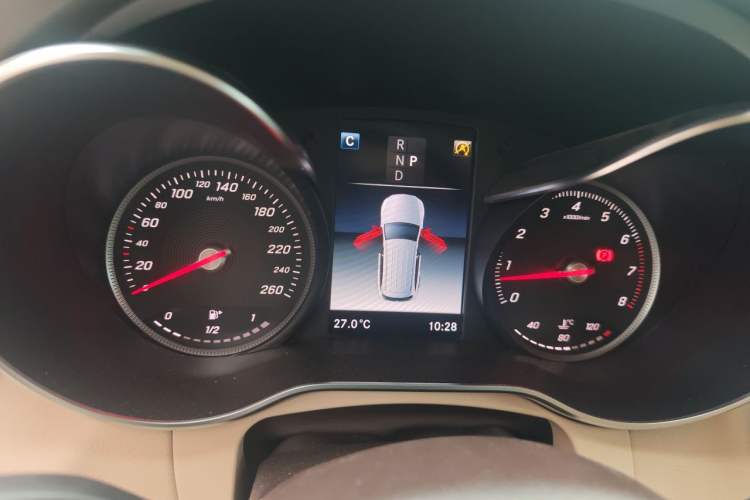 Used Mercedes-Benz GLC 2018 Refreshed GLC 300 4MATIC Dynamic Edition Instrument Cluster