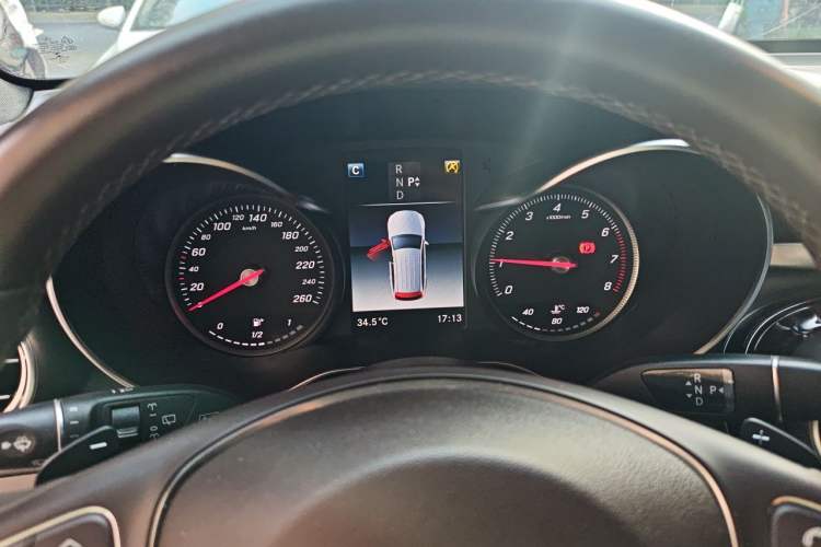 Used Mercedes-Benz GLC 2018 Facelift GLC 260 4MATIC Luxury Edition Instrument Cluster