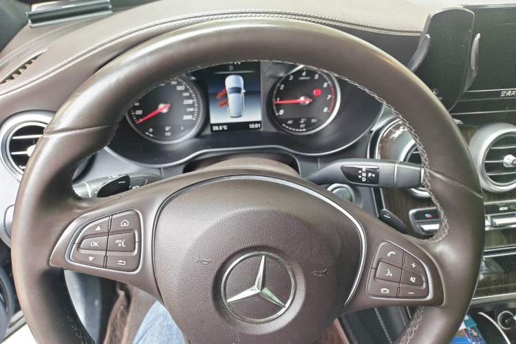Used Mercedes-Benz GLC 2018 Facelift GLC 260 4MATIC Luxury Edition Instrument Cluster