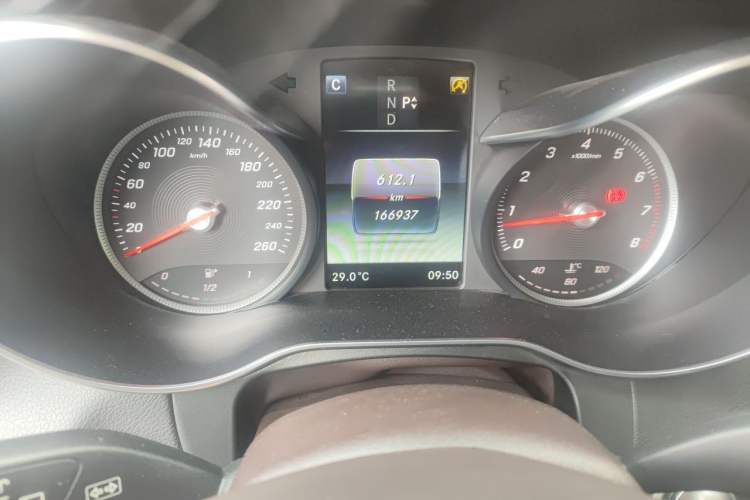 Used Mercedes-Benz GLC 2018 Facelifted GLC 260 4MATIC Dynamic Edition Instrument Cluster