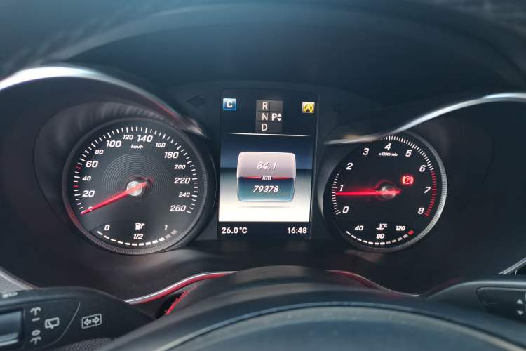 Used Mercedes-Benz GLC 2018 Facelift GLC 260 4MATIC Luxury Edition Instrument Cluster