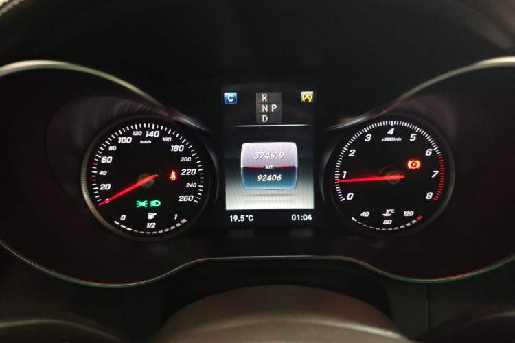 Used Mercedes-Benz GLC 2018 GLC 260 4MATIC Dynamic Edition Instrument Cluster
