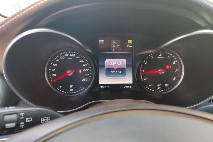 Used Mercedes-Benz GLC 2018 Facelifted GLC 260 4MATIC Dynamic Edition Instrument Cluster