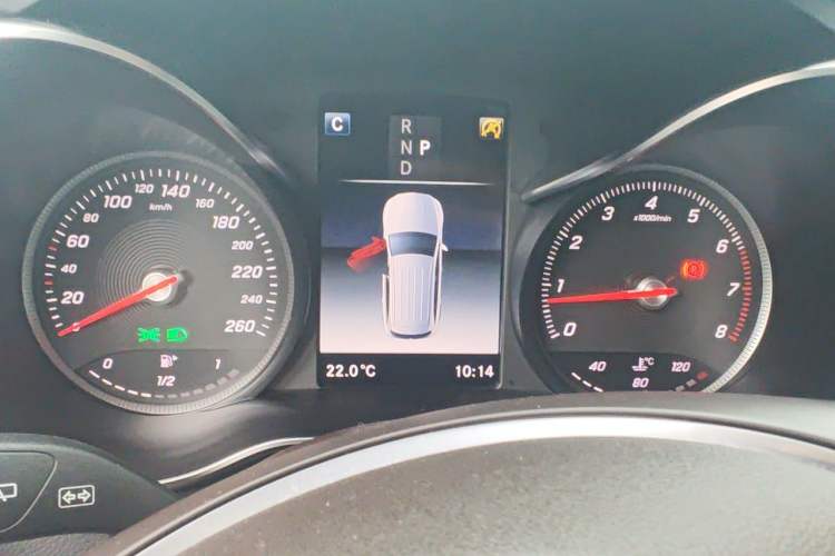 Used Mercedes-Benz GLC 2018 Facelifted GLC 260 4MATIC Dynamic Edition Instrument Cluster