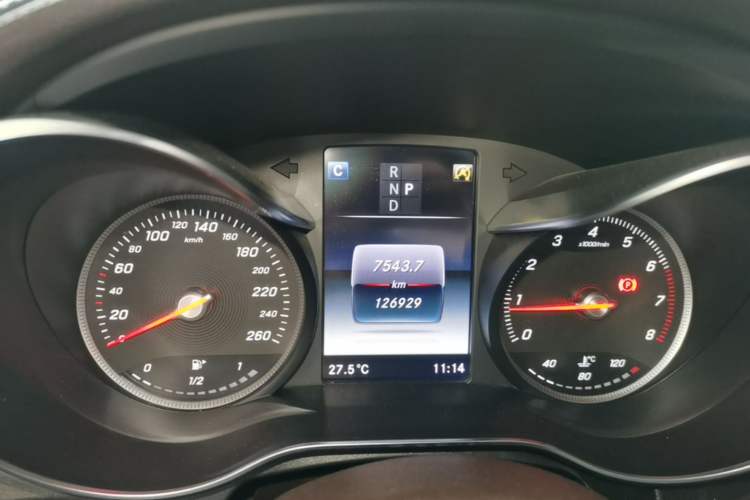 Used Mercedes-Benz GLC 2018 Facelift GLC 260 4MATIC Luxury Edition Instrument Cluster