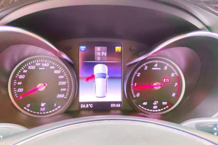 Used Mercedes-Benz GLC 2018 Facelift GLC 260 4MATIC Luxury Edition Instrument Cluster