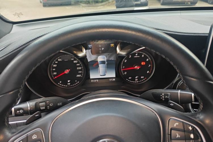 Used Mercedes-Benz GLC 2018 Facelift GLC 260 4MATIC Luxury Edition Instrument Cluster