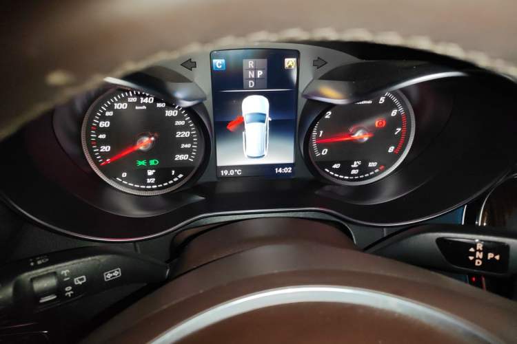 Used Mercedes-Benz GLC 2018 Facelifted GLC 260 4MATIC Dynamic Edition Instrument Cluster