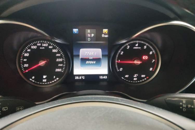 Used Mercedes-Benz GLC 2018 Facelift GLC 260 4MATIC Luxury Edition Instrument Cluster