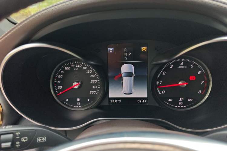 Used Mercedes-Benz GLC 2018 GLC 260 4MATIC Dynamic Edition Instrument Cluster