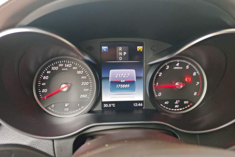 Used Mercedes-Benz GLC 2018 GLC 300 4MATIC Sport Edition Instrument Cluster