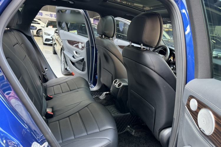 Used Mercedes-Benz GLC 2018 GLC 260 4MATIC Dynamic Edition Interior 12