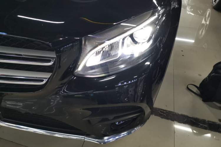 Used Mercedes-Benz GLC 2018 Facelift GLC 260 4MATIC Luxury Edition Left Front Headlight