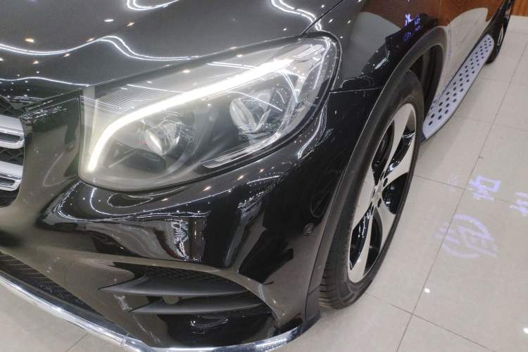 Used Mercedes-Benz GLC 2018 GLC 300 4MATIC Sport Edition Left Front Headlight