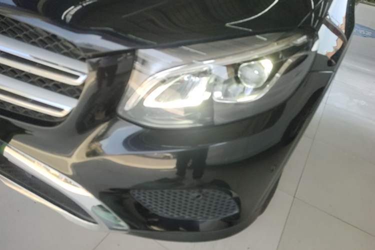 Used Mercedes-Benz GLC 2018 Facelift GLC 200 4MATIC Left Front Headlight