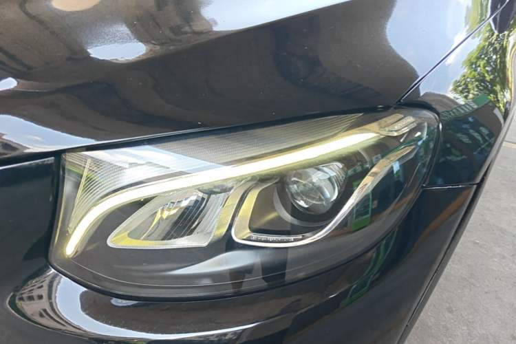 Used Mercedes-Benz GLC 2018 Facelifted GLC 260 4MATIC Dynamic Edition Left Front Headlight