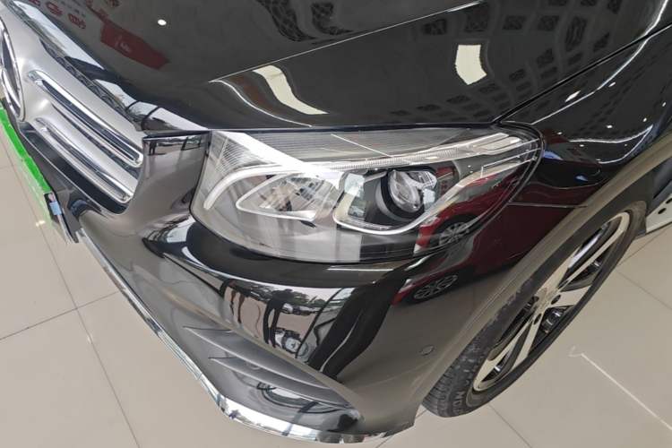 Used Mercedes-Benz GLC 2018 Facelift GLC 260 4MATIC Luxury Edition Left Front Headlight