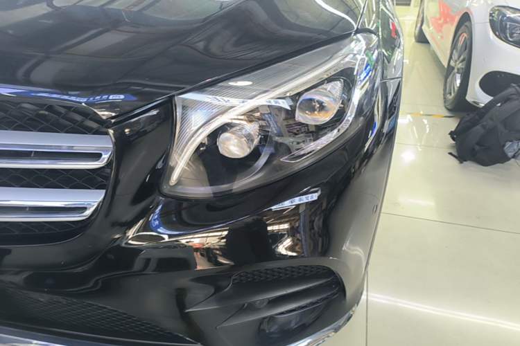 Used Mercedes-Benz GLC 2018 Refreshed GLC 300 4MATIC Dynamic Edition Left Front Headlight