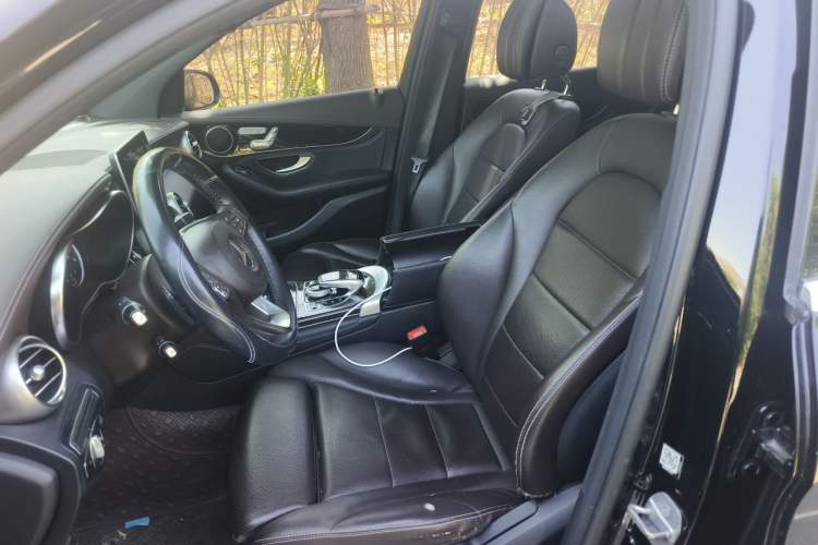 Used Mercedes-Benz GLC 2018 Facelifted GLC 260 4MATIC Dynamic Edition Left Front Seat