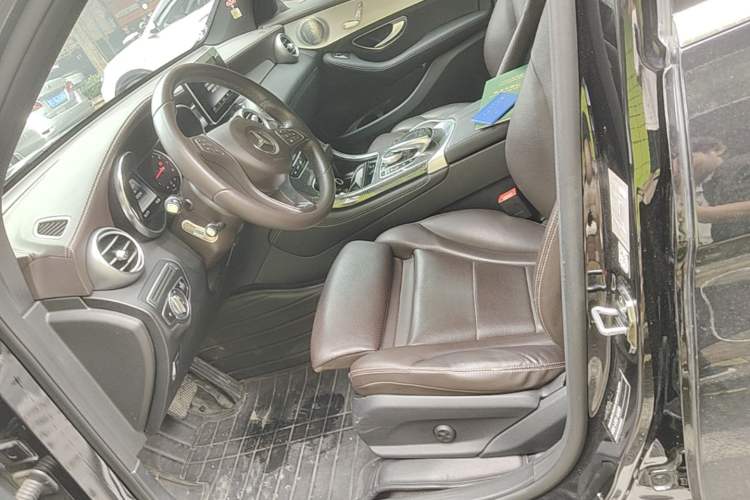 Used Mercedes-Benz GLC 2018 Facelift GLC 200 4MATIC Left Front Seat