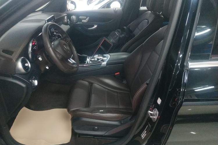 Used Mercedes-Benz GLC 2018 GLC 260 4MATIC Luxury Model Left Front Seat