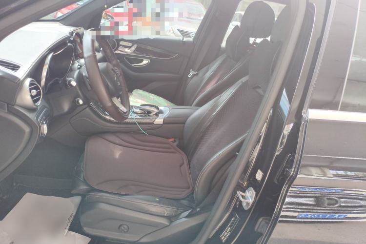 Used Mercedes-Benz GLC 2018 Facelift GLC 260 4MATIC Luxury Edition Left Front Seat