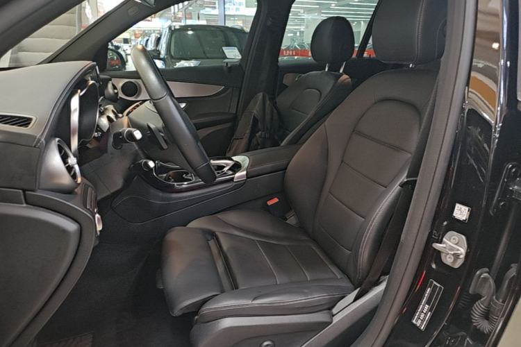 Used Mercedes-Benz GLC 2018 Facelift GLC 200 4MATIC Left Front Seat