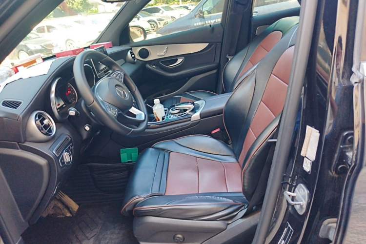 Used Mercedes-Benz GLC 2018 Facelift GLC 200 4MATIC Left Front Seat