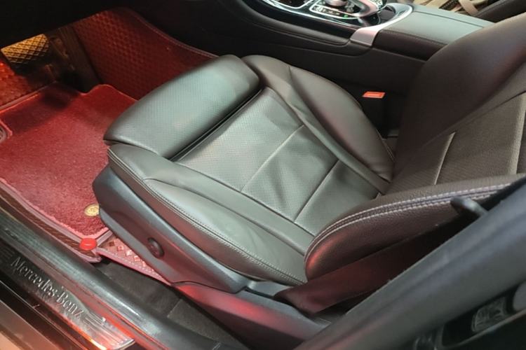 Used Mercedes-Benz GLC 2018 Facelift GLC 200 4MATIC Left Front Seat