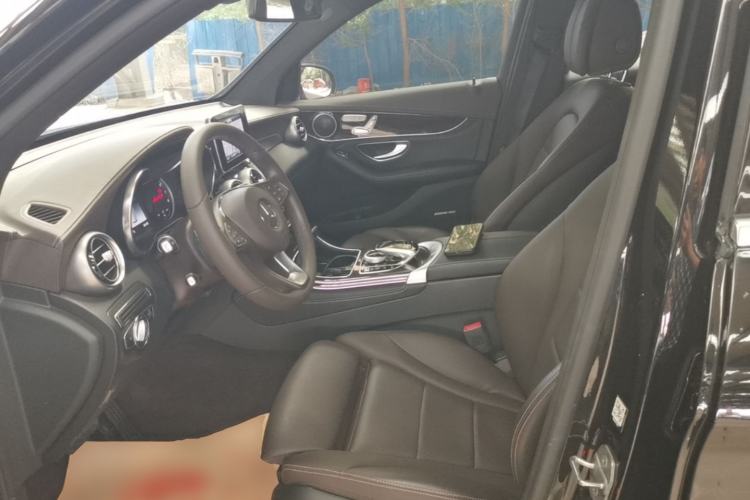 Used Mercedes-Benz GLC 2018 Facelifted GLC 260 4MATIC Dynamic Edition Left Front Seat