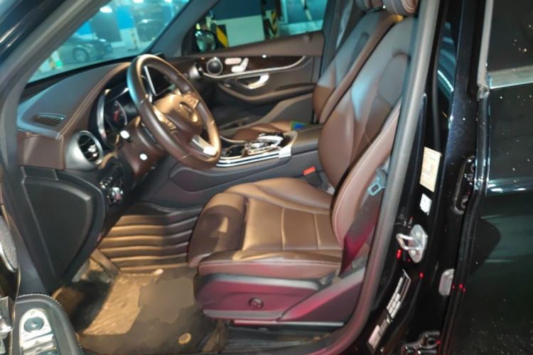 Used Mercedes-Benz GLC 2018 GLC 260 4MATIC Luxury Model Left Front Seat