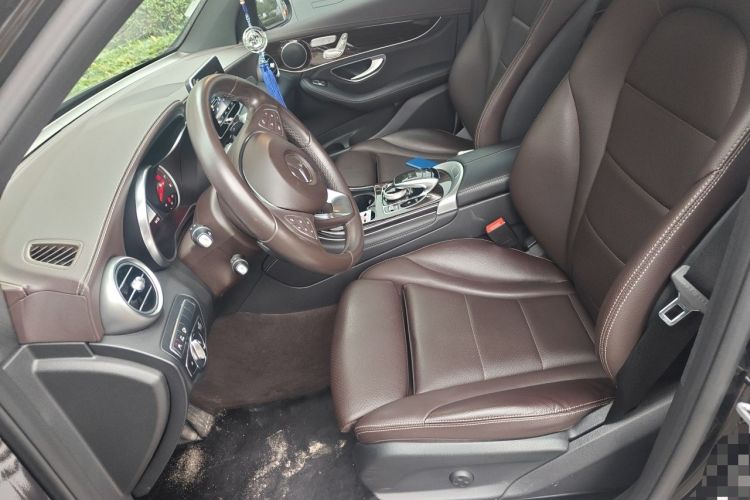Used Mercedes-Benz GLC 2018 GLC 260 4MATIC Luxury Model Left Front Seat