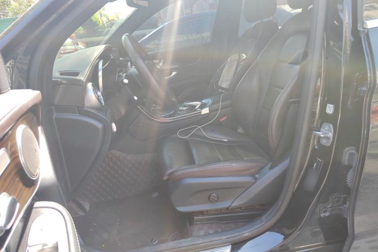 Used Mercedes-Benz GLC 2018 Facelifted GLC 260 4MATIC Dynamic Edition Left Front Seat