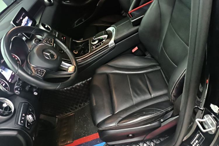 Used Mercedes-Benz GLC 2018 GLC 300 4MATIC Sport Edition Left Front Seat
