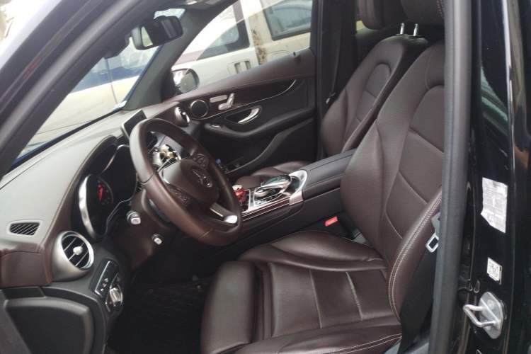Used Mercedes-Benz GLC 2018 GLC 260 4MATIC Luxury Model Left Front Seat