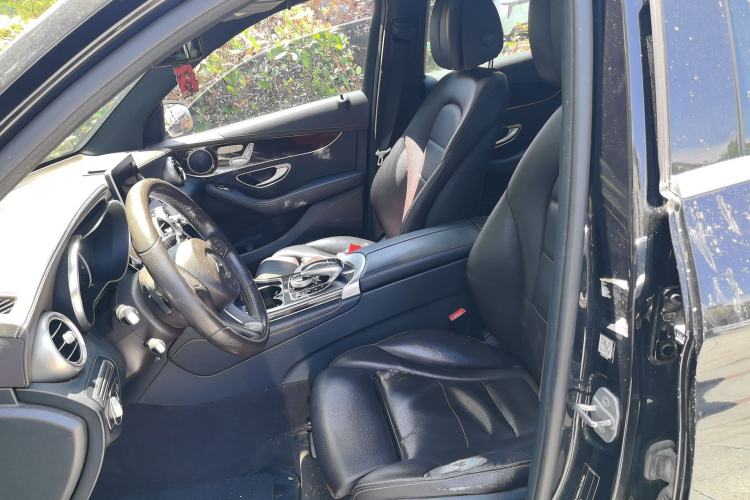 Used Mercedes-Benz GLC 2018 GLC 260 4MATIC Dynamic Edition Left Front Seat