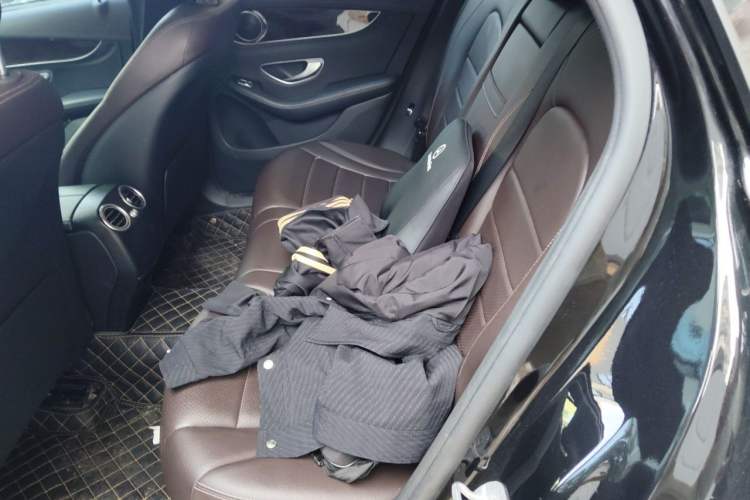 Used Mercedes-Benz GLC 2018 Facelift GLC 260 4MATIC Luxury Edition Left Rear Seat