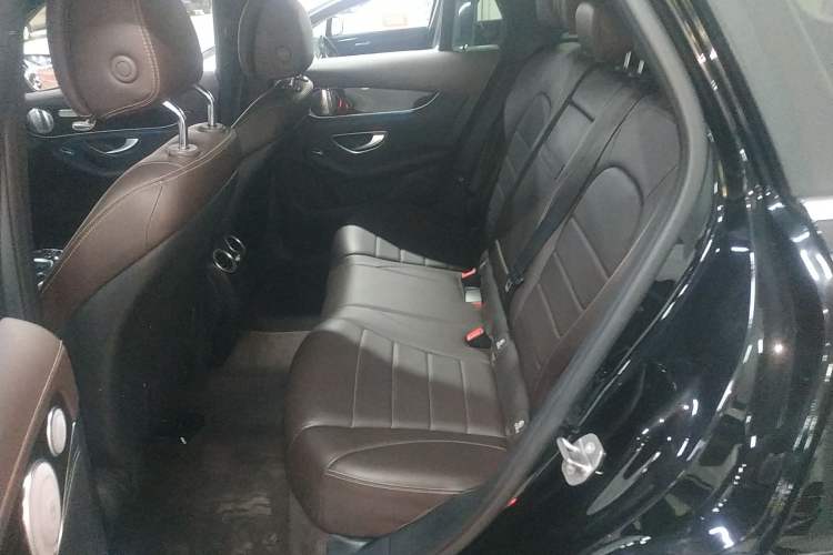 Used Mercedes-Benz GLC 2018 GLC 260 4MATIC Luxury Model Left Rear Seat