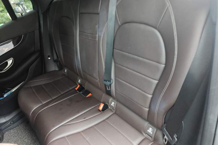 Used Mercedes-Benz GLC 2018 GLC 260 4MATIC Luxury Model Left Rear Seat