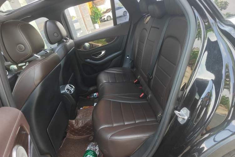 Used Mercedes-Benz GLC 2018 Facelift GLC 260 4MATIC Luxury Edition Left Rear Seat