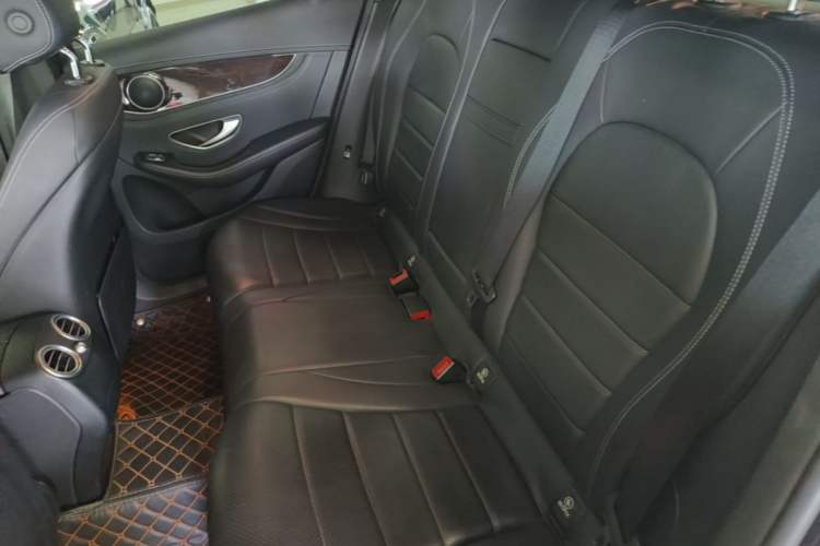 Used Mercedes-Benz GLC 2018 Facelifted GLC 260 4MATIC Dynamic Edition Left Rear Seat