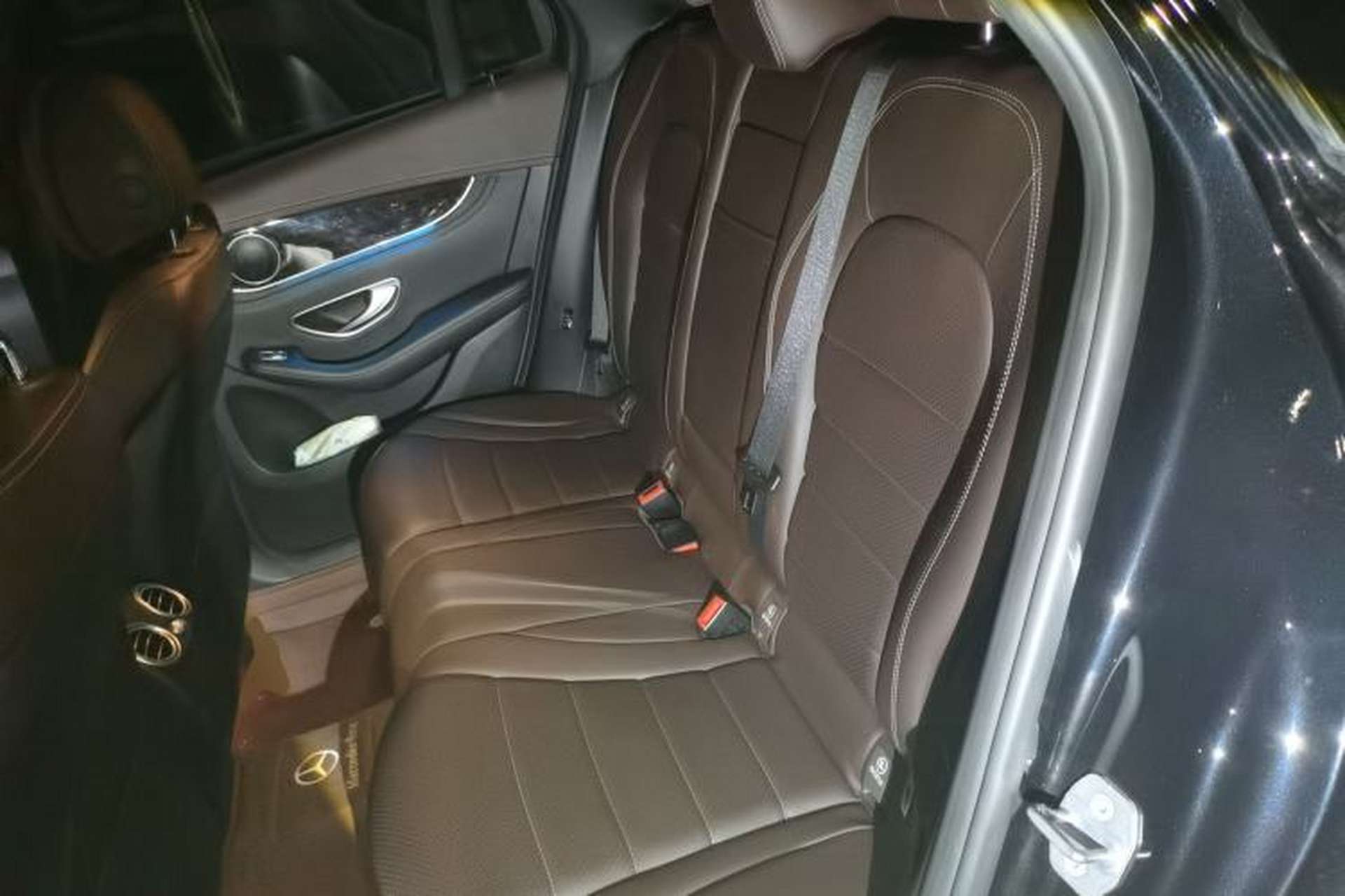Used Mercedes-Benz GLC 2018 Facelifted GLC 260 4MATIC Dynamic Edition Left Rear Seat