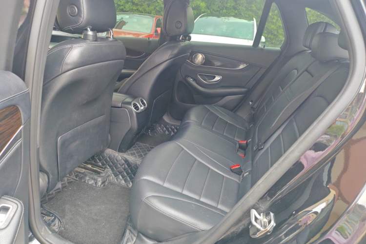 Used Mercedes-Benz GLC 2018 Facelift GLC 260 4MATIC Luxury Edition Left Rear Seat